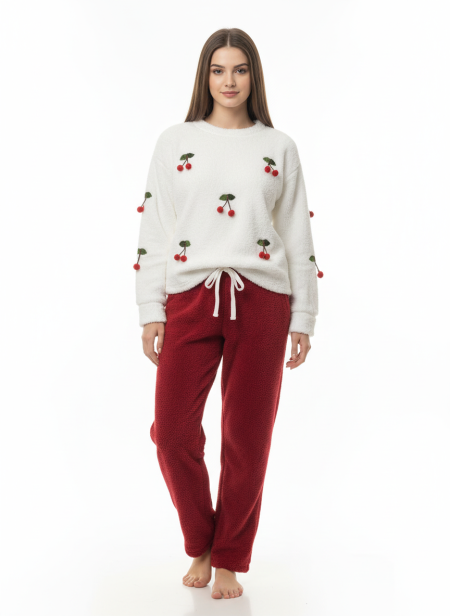 بجامة فرو الكرزة