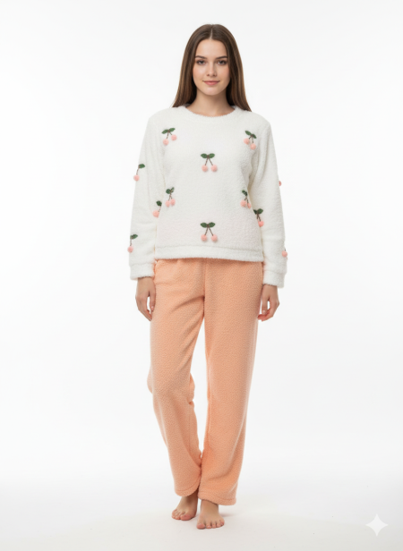 بجامة فرو الكرزة