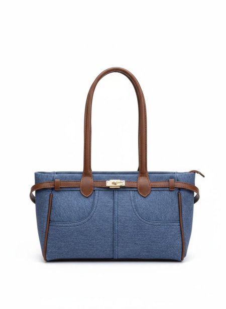 حقيبة يد أنيقة بتفاصيل راقية