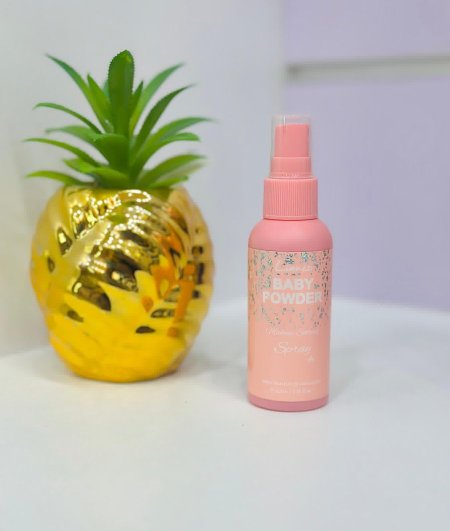 بخاخ تثبيت مكياج من Baby powder