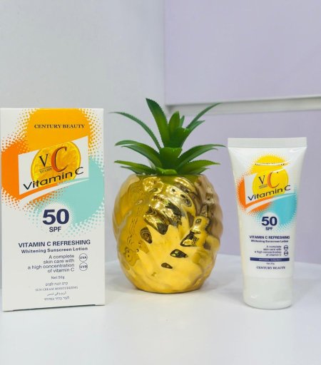 واقي شمس و مرطب للبشرة و مفتح للبشرة بخلاصة فيتامين c عامل حماية لشمس من SPF-50