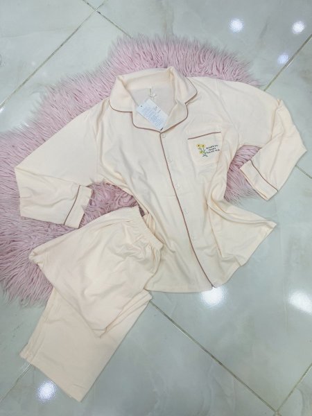 بجامة نسائي