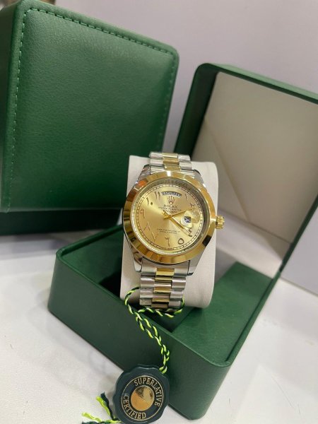 ساعة يد رجالية من ROLEX