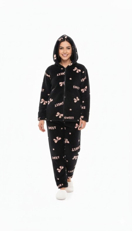 بجامة فرو قطعتين