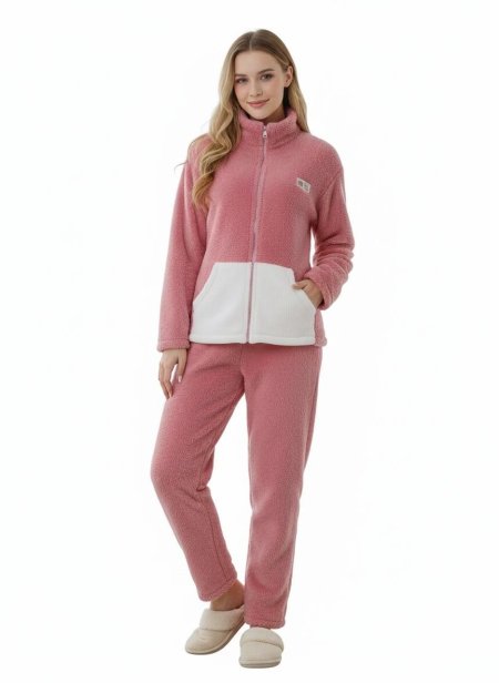 بجامة فرو قطعتين